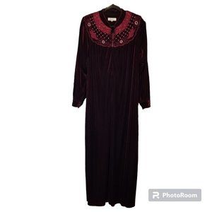 Vintage Burgundy Velvet Long Robe Nightgown Housecoat